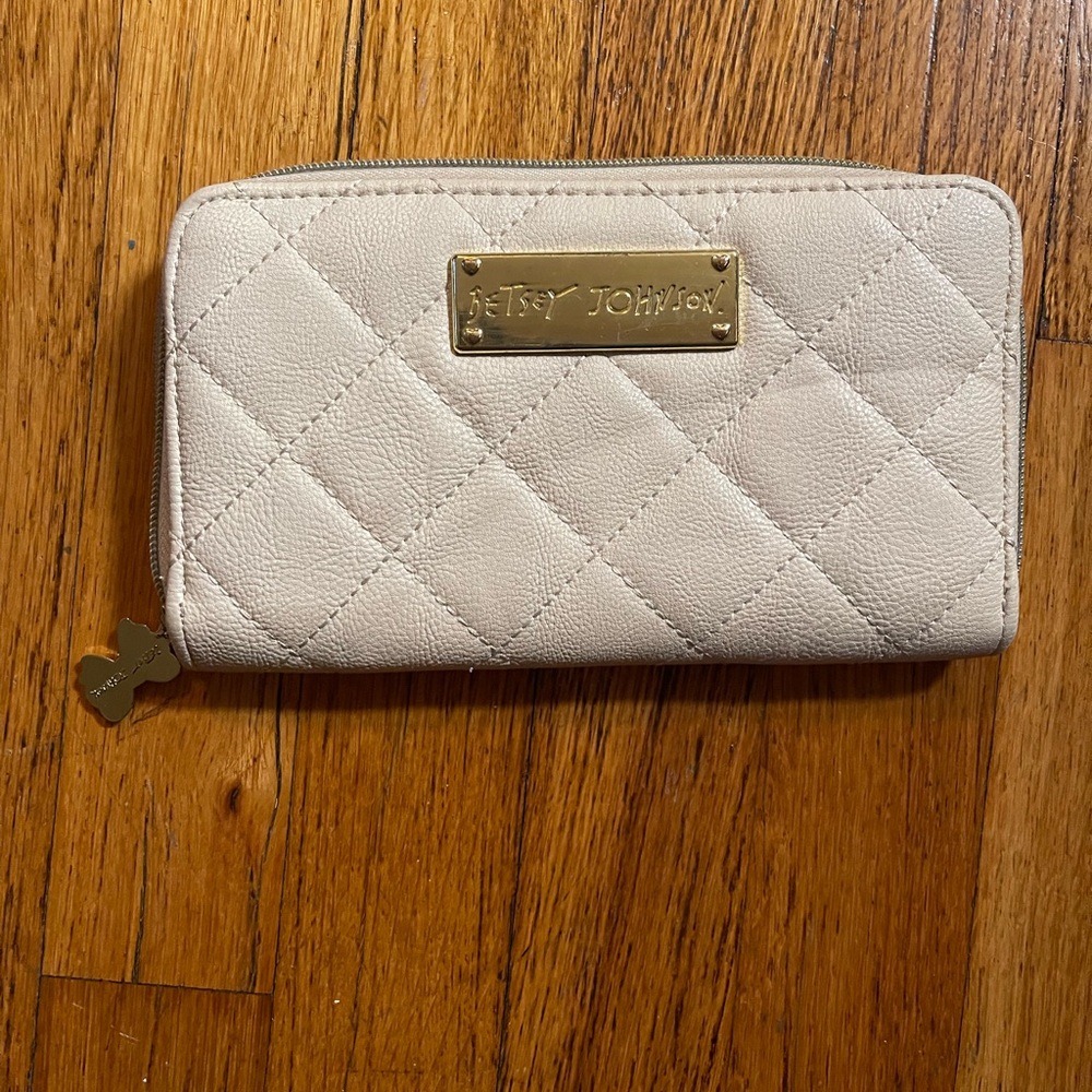 Betsey Johnson Quilted Cream  Wallet